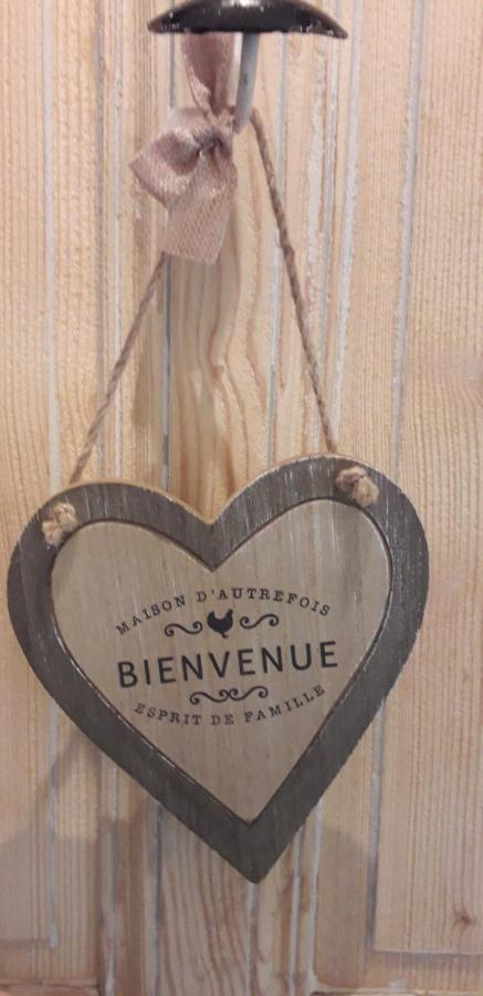 Les Tilleuls Saint-Jean-d'Avelanne Екстериор снимка