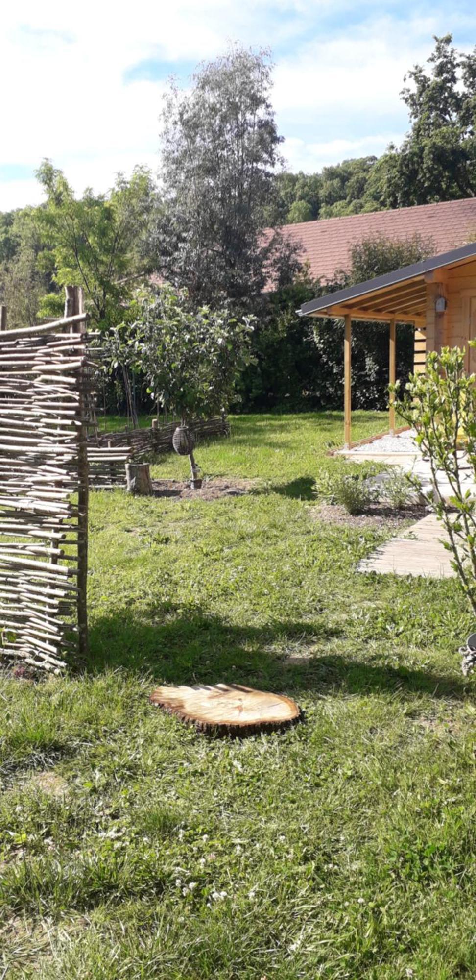 Les Tilleuls Saint-Jean-d'Avelanne Екстериор снимка